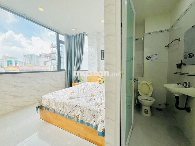 Phòng cửa sổ Hồ Hảo Hớn Q1 Hướng Võ Văn Kiệt chợ Nga ĐH Văn Lang Soho