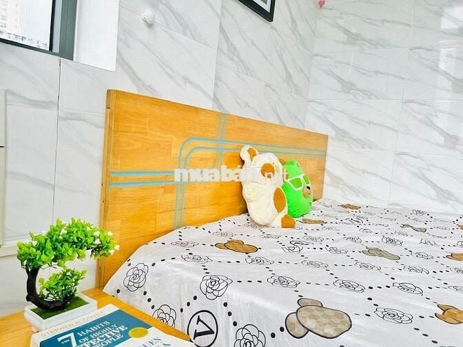 Phòng cửa sổ Hồ Hảo Hớn Q1 Hướng Võ Văn Kiệt chợ Nga ĐH Văn Lang Soho