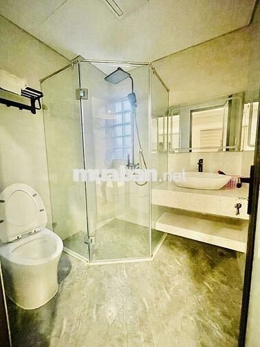 Hiếm Ngô Gia Tự – Đường ô tô tránh, ngõ thông, kinh doanh, 68m²,