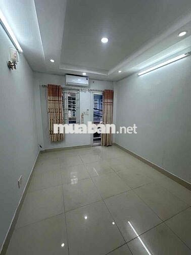 Nhỉnh 5 Tỷ Nhà HXH, Tám Danh, P4, Q8, 31m2, 4 Tầng, 2PN, 3WC