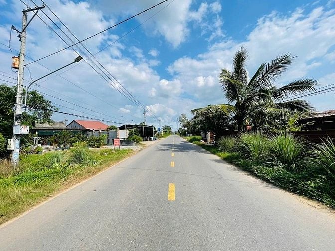 chính chủ bán đất làm kho xưởng 30mét ngang đường tỉnh lộ 7 rẻ 3,9tr/1