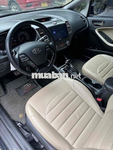 Kia Cerato 2018 1.6 AT - 75000 km tư nhân