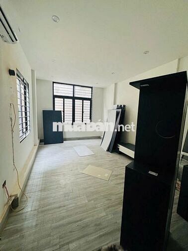 Bán nhà Linh Quang 42m², 7 tầng thang máy, 50m ra hồ,ô tô gửi ngày đêm