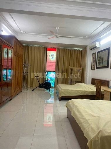 Bán nhà mặt phố Trần Quang Diệu, Q Đống Đa, 80m2, 6 tầng, thang máy.