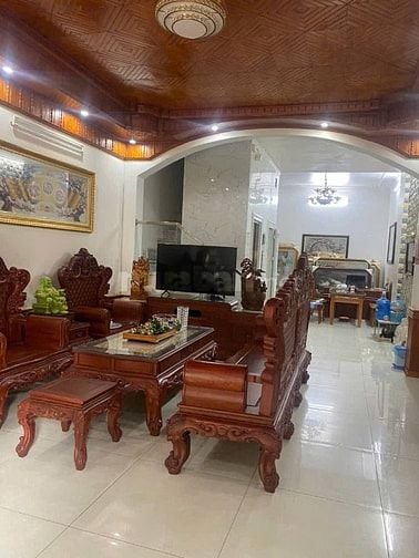Bán nhà mặt phố Trần Quang Diệu, Q Đống Đa, 80m2, 6 tầng, thang máy.