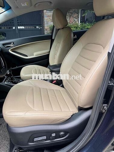 Kia Cerato 2018 1.6 AT - 75000 km tư nhân