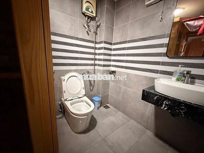 🔥Cho Thuê Mặt bằng Nguyễn Văn Thủ Đakao Q1 trệt 1 lầu giá chỉ 27tr/th