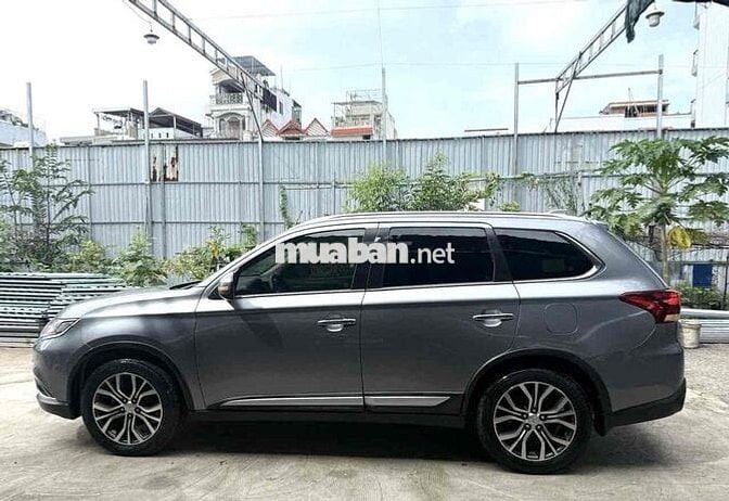 Mitsubishi Outlander 2.0CVT Premium 2019 - 68000