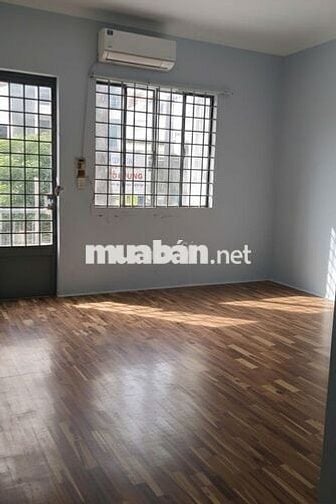 Cho thuê nhà nguyên căn 40m2, Tô Hiến Thành, Quận 10, 3 pn