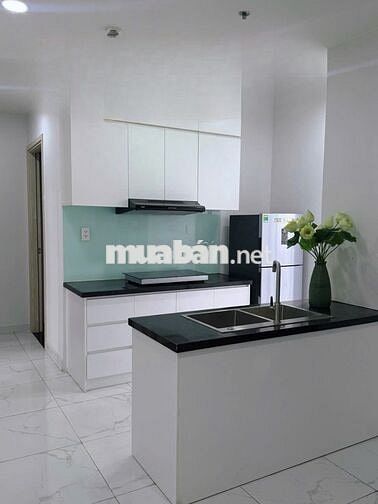 Cho Thuê hàng hiếm Charm City căn góc 3pn tầng cao giá mềm chỉ 9.5