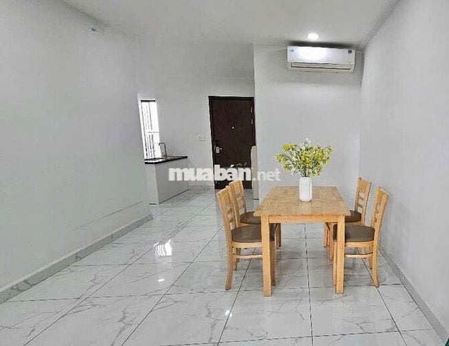 Cho Thuê hàng hiếm Charm City căn góc 3pn tầng cao giá mềm chỉ 9.5