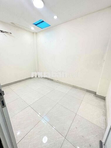 Nhà Đẹp 4x10m 1Lầu (2PN 2WC) Hẻm 4m. Lê Đình Cẩn, Tân Tạo, Bình Tân
