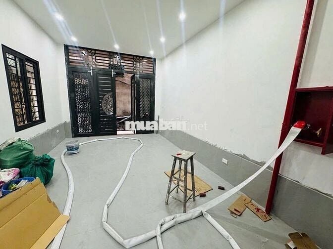 Bán nhà Linh Quang 42m², 7 tầng thang máy, 50m ra hồ,ô tô gửi ngày đêm