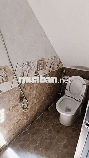 NHÀ ĐẸP 3 TẦNG NỞ HẬU 3PN ĐƯỜNG HẬU GIANG QUẬN 6 CHỈ 3,57 TỶ (TL)