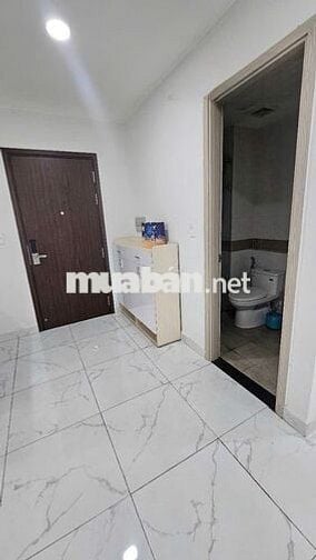 Cho Thuê hàng hiếm Charm City căn góc 3pn tầng cao giá mềm chỉ 9.5