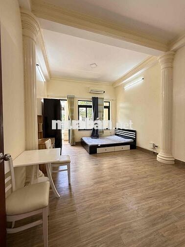 STUDIO NGAY SÂN BAY FULL NỘI THẤT CÓ BAN CÔNG THOÁNG MÁT PHÒNG RỘNG