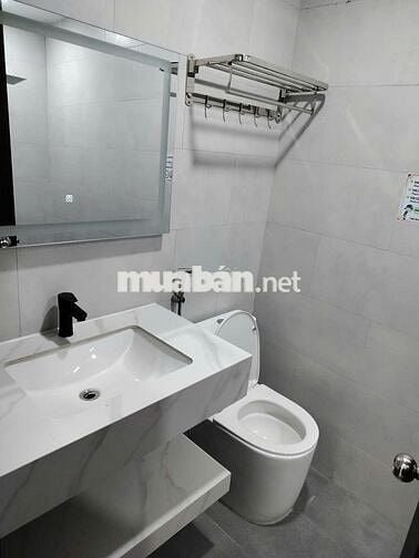 Phòng đẹp Q4 – full nội thất cao cấp, sân phơi riêng, giá 11tr