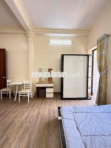 STUDIO NGAY SÂN BAY FULL NỘI THẤT CÓ BAN CÔNG THOÁNG MÁT PHÒNG RỘNG