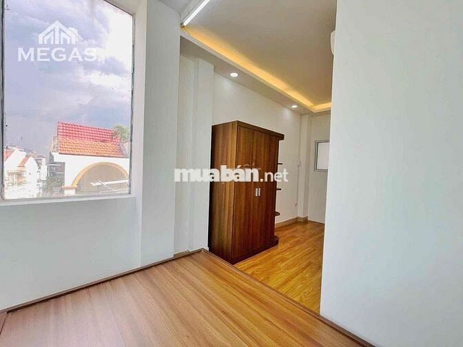 CHO THUÊ 2PN BANCONG 60m2 - THANG MÁY - NGAY TRẦN HƯNG ĐẠO, QUẬN 1