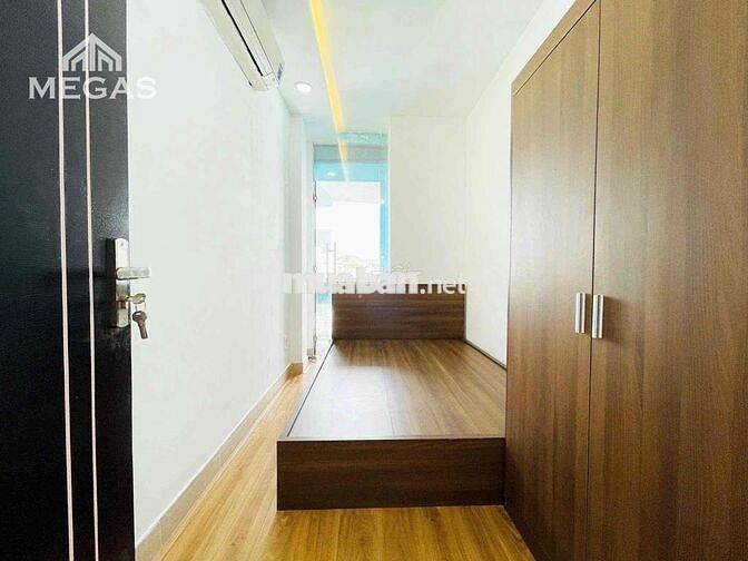 CHO THUÊ 2PN BANCONG 60m2 - THANG MÁY - NGAY TRẦN HƯNG ĐẠO, QUẬN 1