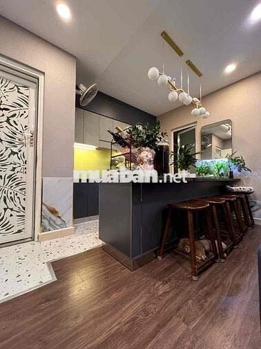 Cần bán Căn hộ 3PN, Nhà rất mới. Tặng full nội thất đo đóng.