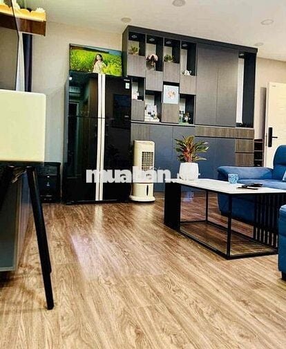 Cần bán Căn hộ 3PN, Nhà rất mới. Tặng full nội thất đo đóng.