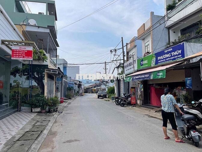 Cần Bsn Gấp nhà 1 trệt 2 Lầu 6,2x26m, Shr Mt đg Xóm Bắp KD Buôn Bán Ok