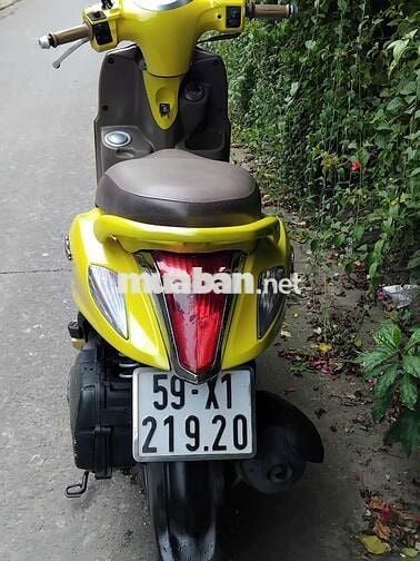 Kiều nữ nozza 2012 fi.bstp vàng 4D .xe đẹp giá tốt