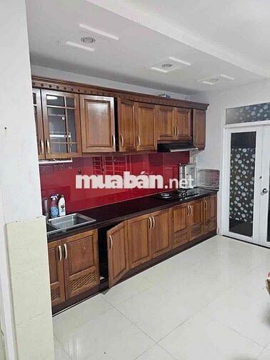 Cho thuê nhà nguyên căn 1 trệt 1 lầu 2PN 2WC trần văn đang