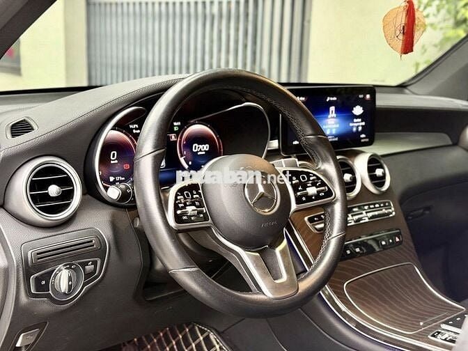 MERCEDES BENZ GLC200 4MATIC 2020 Xe Đẹp Bao Check.
