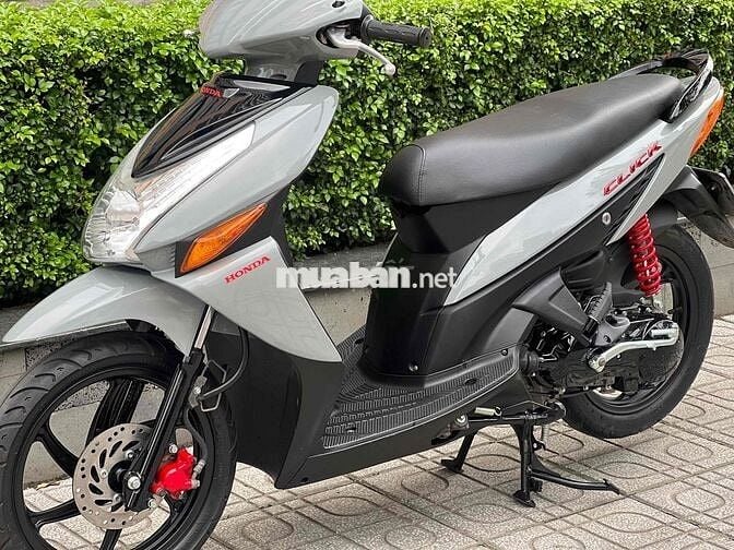 Honda Click 2011 BST Xe Đẹp Keng Máy Zin Êm