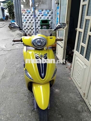 Kiều nữ nozza 2012 fi.bstp vàng 4D .xe đẹp giá tốt