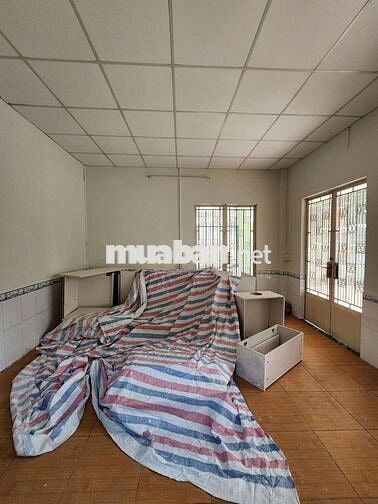 CHO THUÊ NHÀ CẤP 4 MẶT HẺM XE TẢI NHỎ