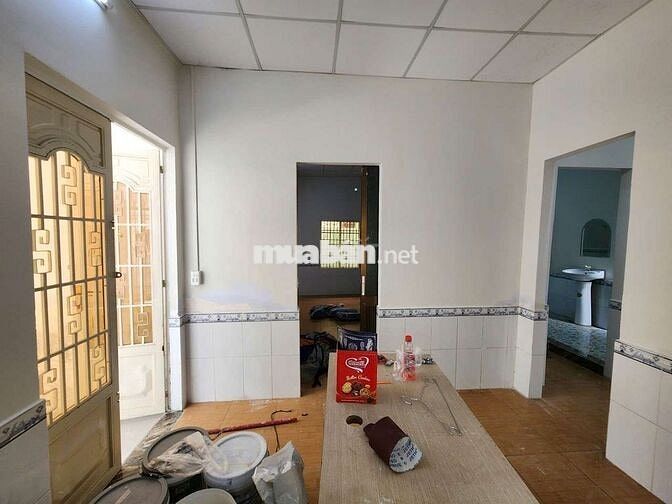 CHO THUÊ NHÀ CẤP 4 MẶT HẺM XE TẢI NHỎ