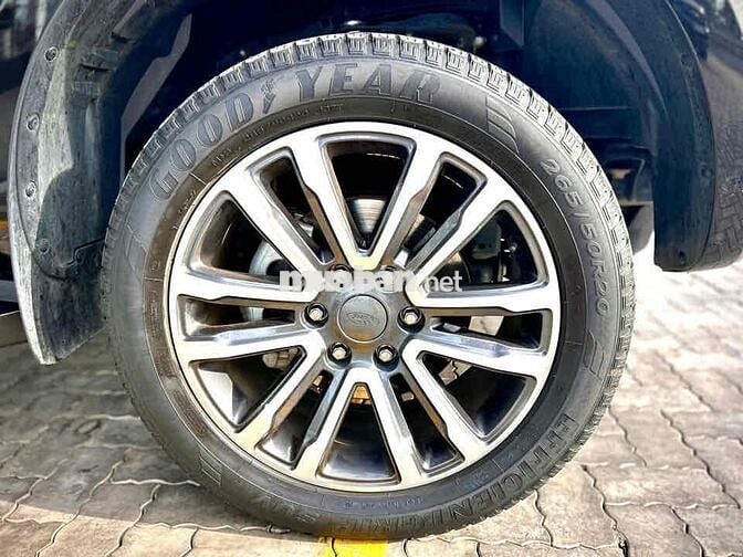 Ford Everest 2022 Titanium 2.0L AT 4x2 - 40000 km