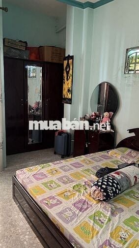 Cần bán nhà gấp 1 trệt 1 lầu . Gần cầu Nguyễn Văn Cừ