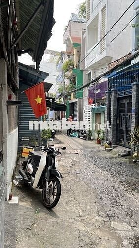 Cần bán nhà gấp 1 trệt 1 lầu . Gần cầu Nguyễn Văn Cừ