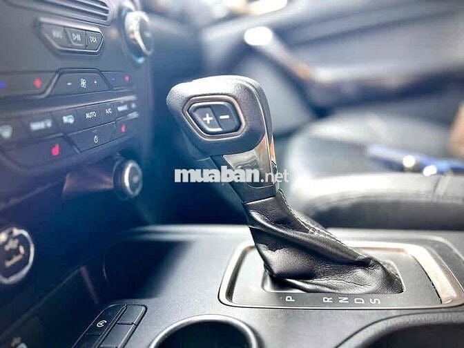 Ford Everest 2022 Titanium 2.0L AT 4x2 - 40000 km