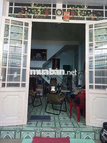 Bán nhà Bình Đông hẻm thông thoáng.