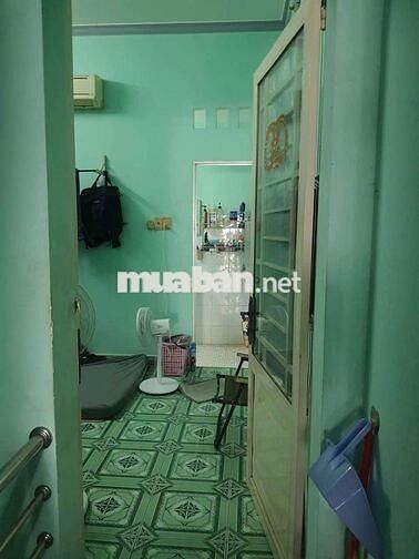 Bán nhà Bình Đông hẻm thông thoáng.