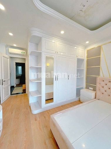 - NHÀ MỚI 5 TẦNG  ĐẸP LUNG LINH - FULL NỘI THẤT CAO CẤP VÀO Ở NGAY 