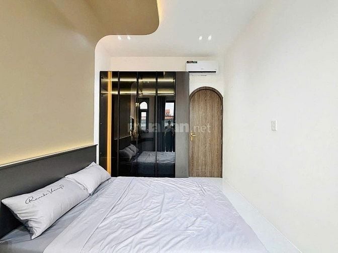 Siêu phẩm cần bán gấp tại Sư Vạn Hạnh, Q.10 giá chỉ 2tỷ860, dt 67m2.