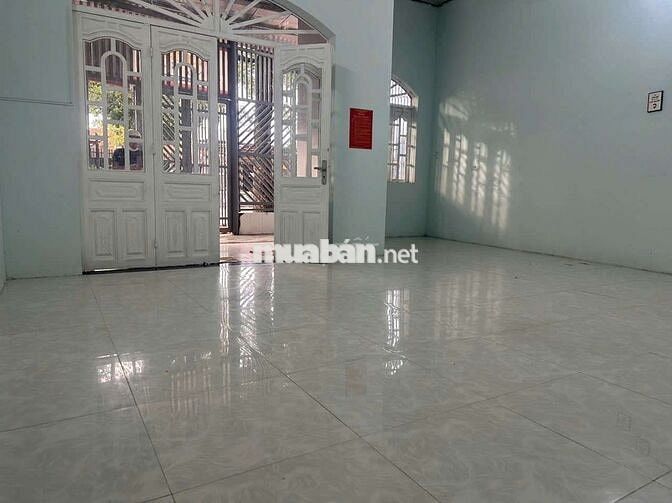 Cho thuê nhà Hiệp Thành, mặt tiền Nguyễn Văn Trỗi, giá 10 triệu/tháng