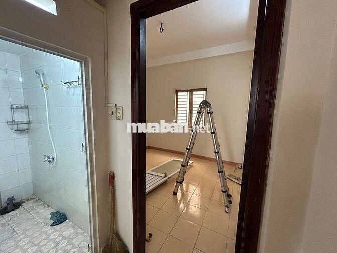 NGON - STUDIO BAN CÔNG THOÁNG, WC RIÊNG, GẦN ĐH GTVT (UTH)