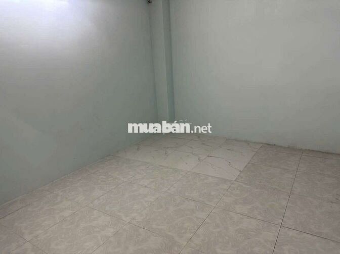 Cho thuê nhà Hiệp Thành, mặt tiền Nguyễn Văn Trỗi, giá 10 triệu/tháng