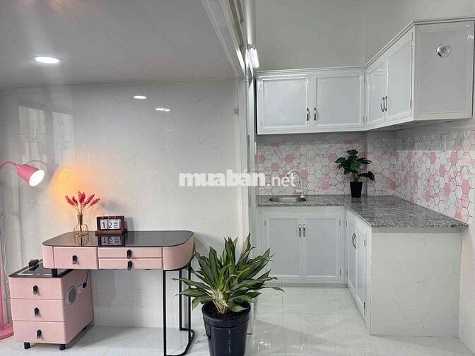 DUPLEX MỚI GẦN QUẬN 1 FULL NỘI THẤT PHÒNG RỘNG ĐẸP THOÁNG MÁT