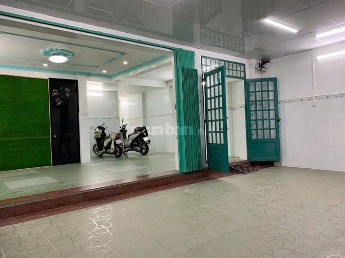 Cho thuê mặt bằng mặt tiền Nguyễn Trọng Tuyển P.Phú Nhuận 