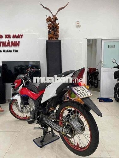 khách kẹt tiền cần bay gấp