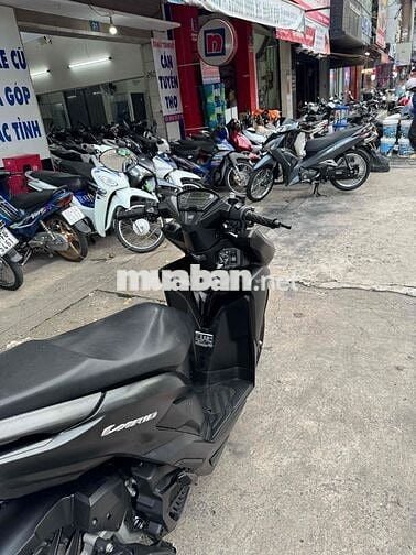 🟢🟢 Vario 125 đen đý T12/2021 rất đẹp có trả góp