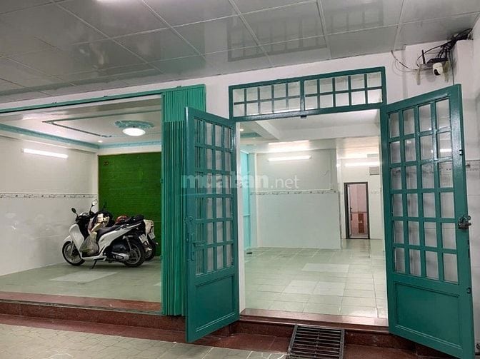 Cho thuê mặt bằng mặt tiền Nguyễn Trọng Tuyển P.Phú Nhuận 